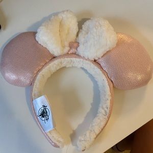 Pink Stay Cozy Minnie Ears